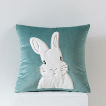 Coussin en velours confortable en forme de lapin