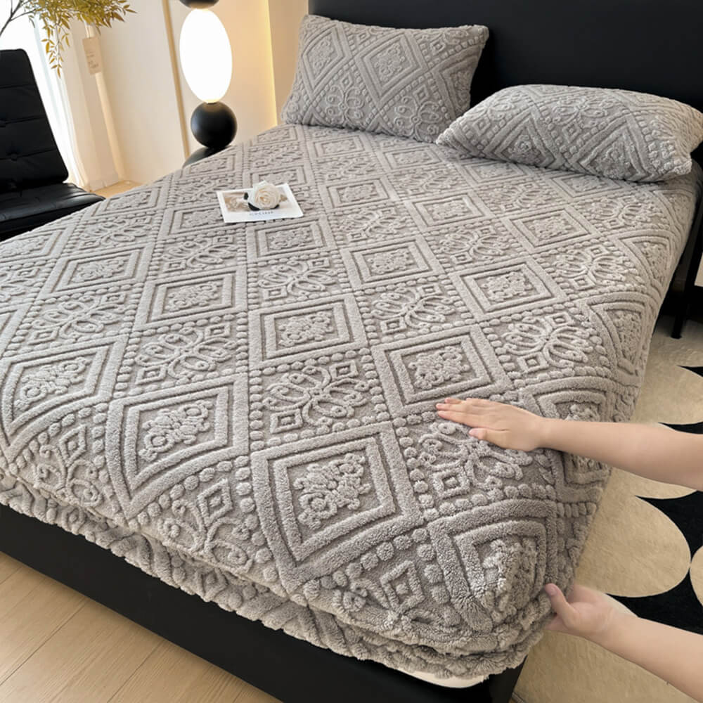 Housse de matelas en velours de lait chaud gaufré de style baroque