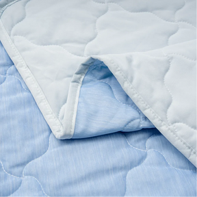 Couverture et Tapis rafraîchissant pour chien double face - Chill Nest