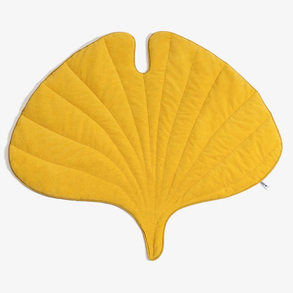 Tapis lavable en peluche en forme de feuille pour chien - The Leaf Collector