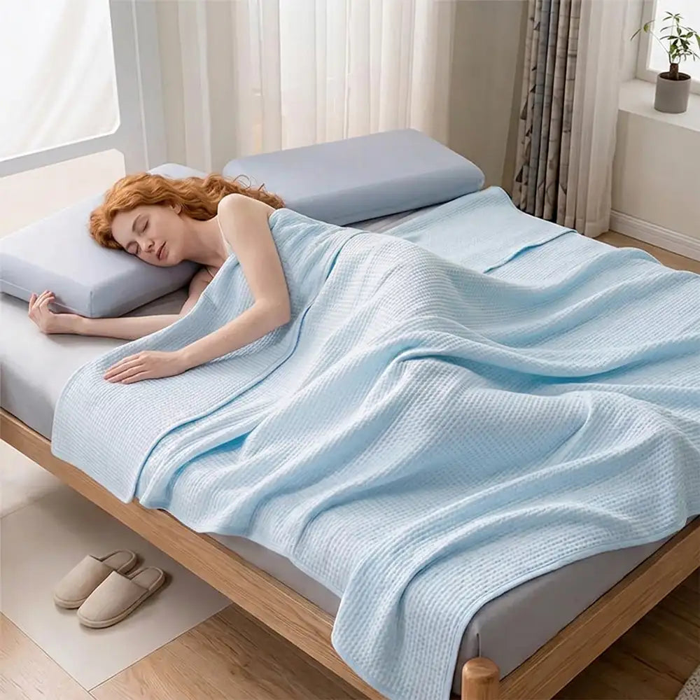 Couverture d'été en soie de gaufre, effet froid double face.