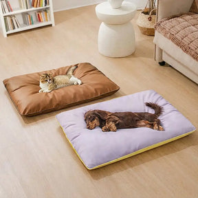 Tapis pour chien double face, imperméable, résistant aux rayures et lavable.