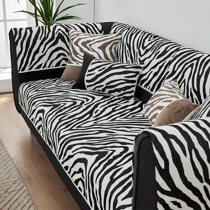 Housse en Chenille Imprimé Zebra Sauvage