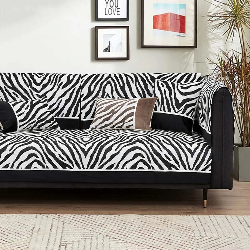 Housse en Chenille Imprimé Zebra Sauvage