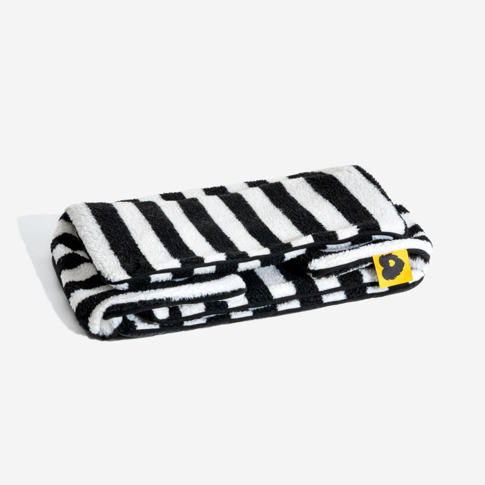 Lit pour chien et chat en faux lambswool à rayures tendance à double couche - Extérieur