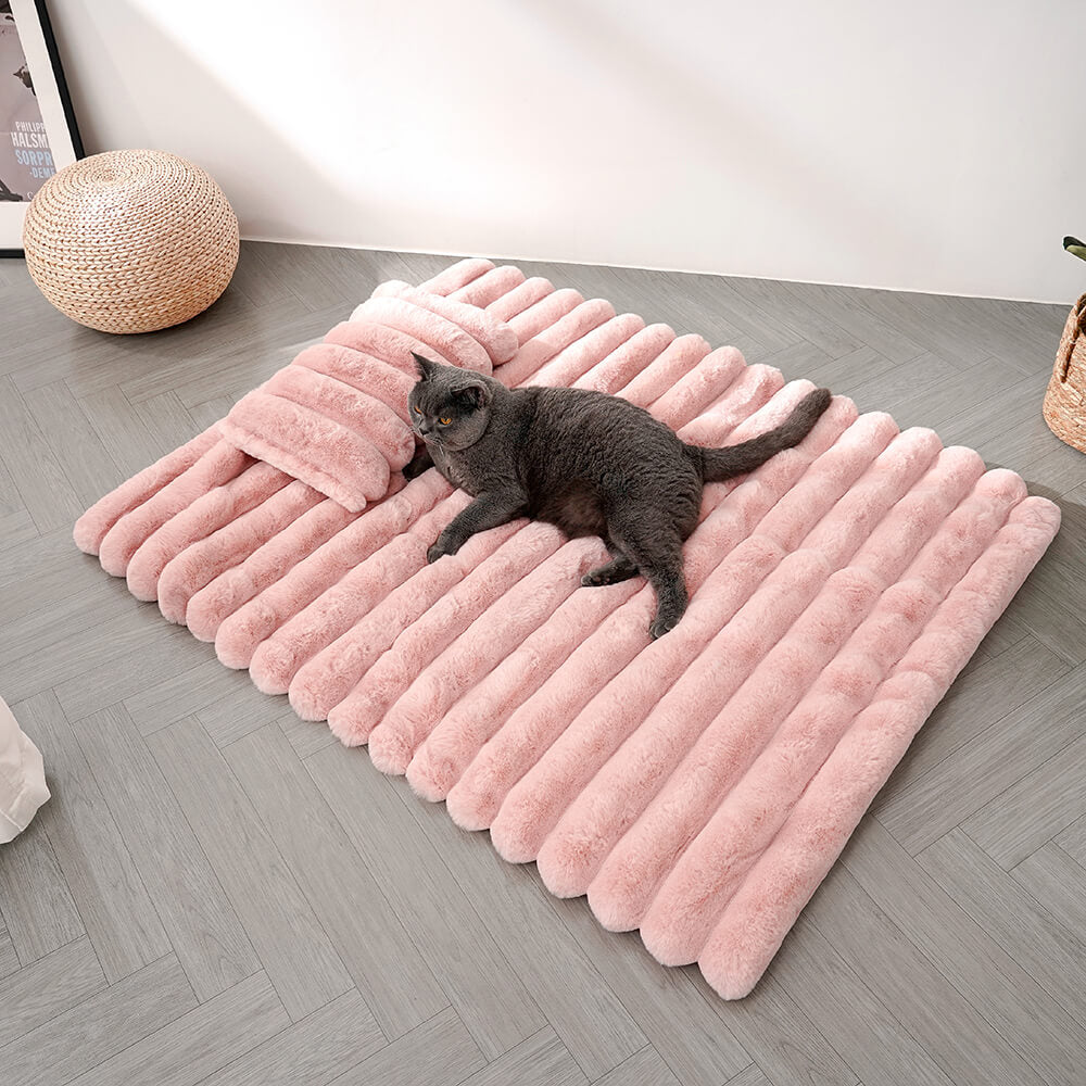 Tapis de luxe à rayures en fausse fourrure pour animaux de compagnie