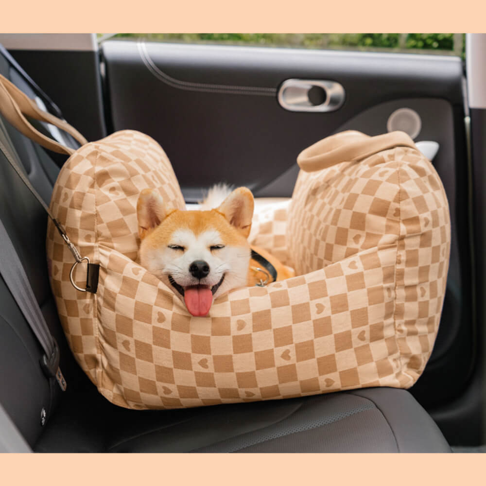 Siège de voiture pour chien à damier vintage et cœur