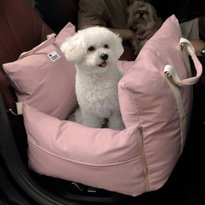 Siège auto imperméable pour chien - Première classe