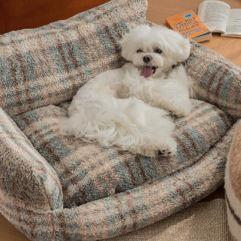 Canapé-lit en peluche pour chien et chat pour les vacances paresseuses